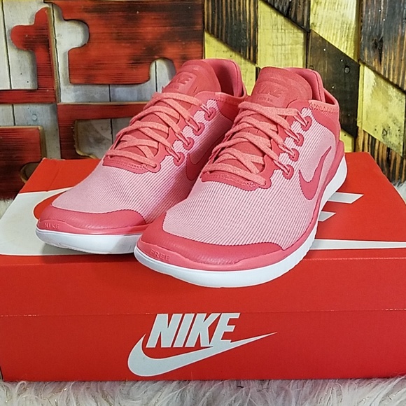 Nike Shoes - Nike Free Run Womens Size 7.5